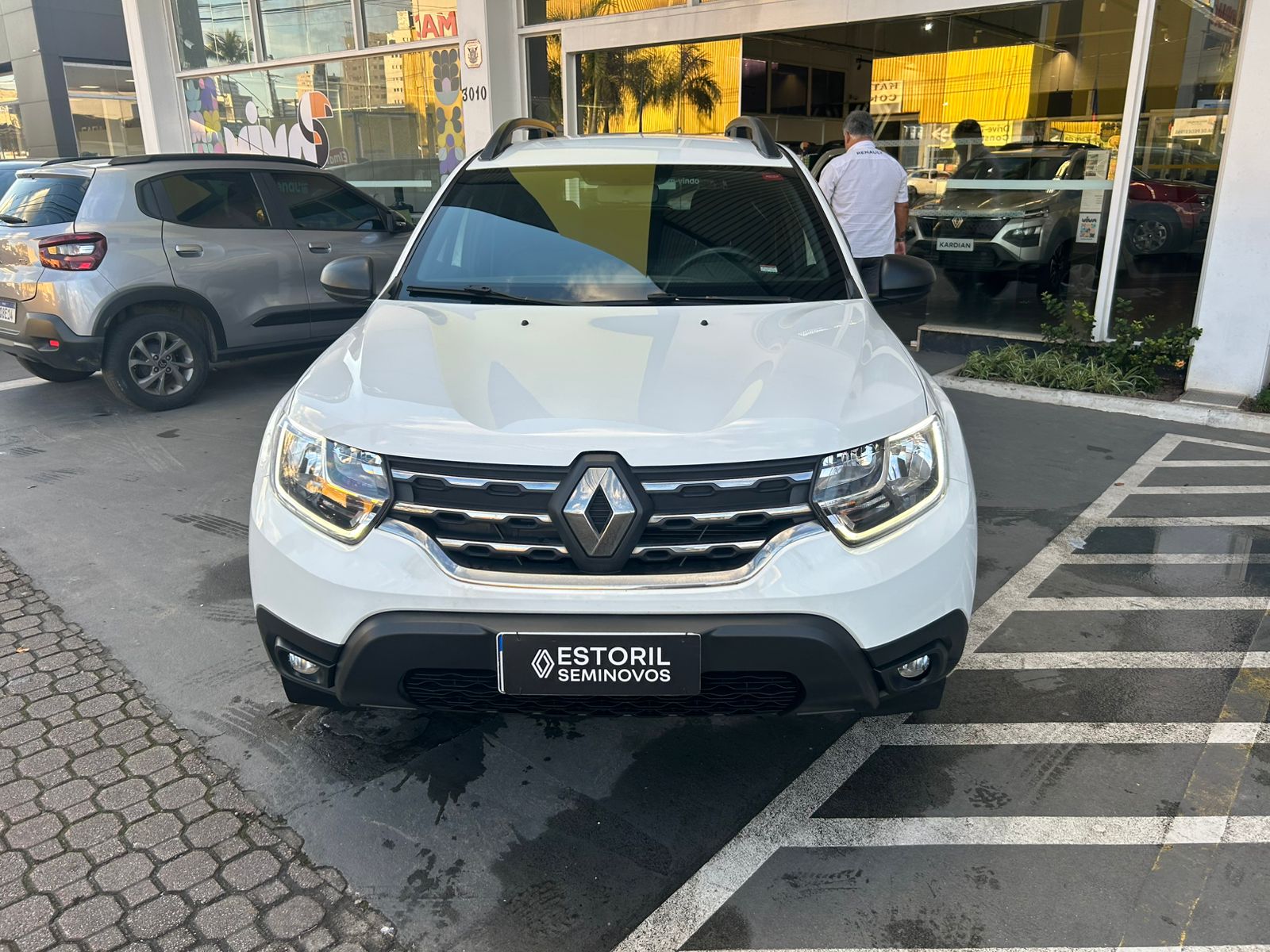 Renault-DUSTER-DUSTER INTENSE 16