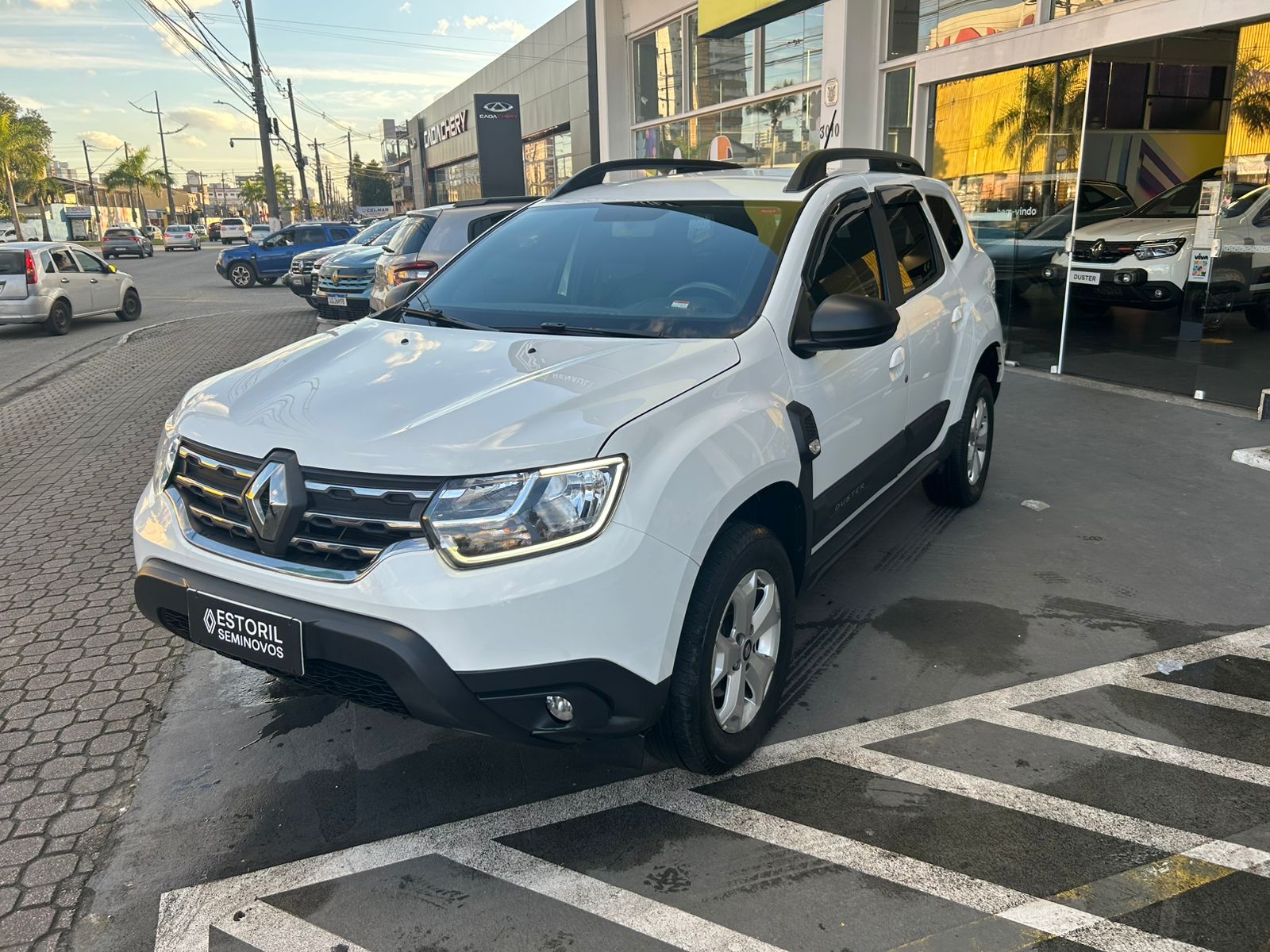 Renault-DUSTER-DUSTER INTENSE 16