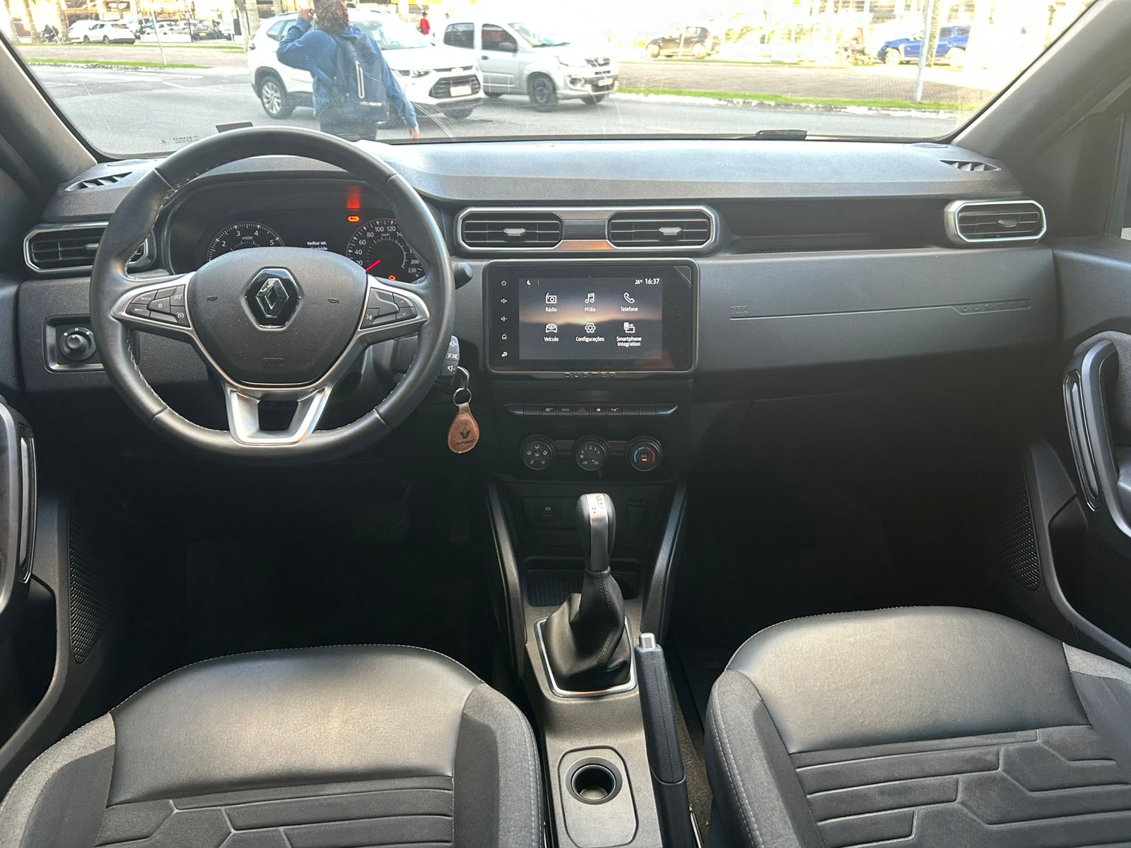 Renault-DUSTER-DUSTER INTENSE 16