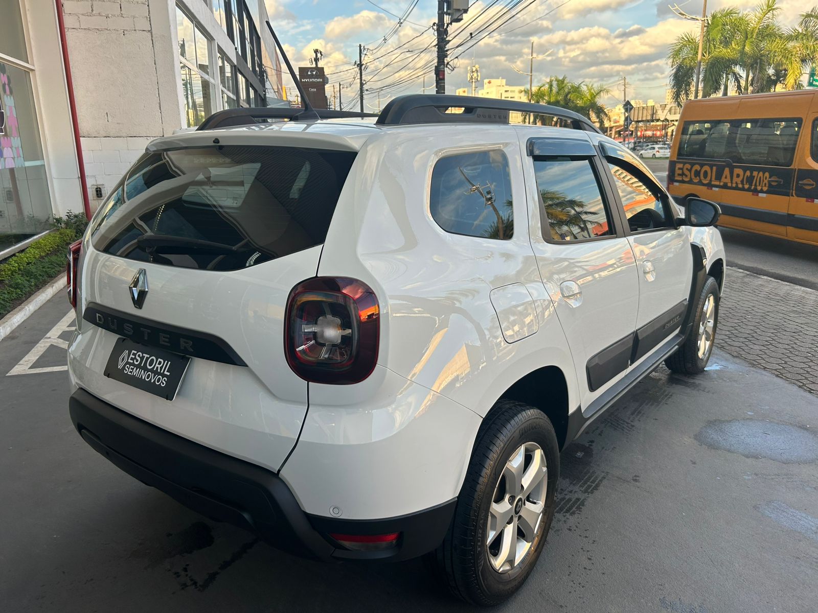 Renault-DUSTER-DUSTER INTENSE 16