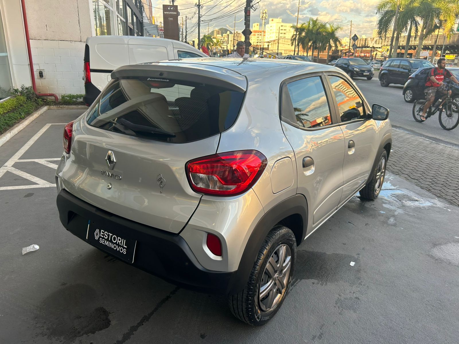 Renault-KWID-KWID ZEN 1.0MT