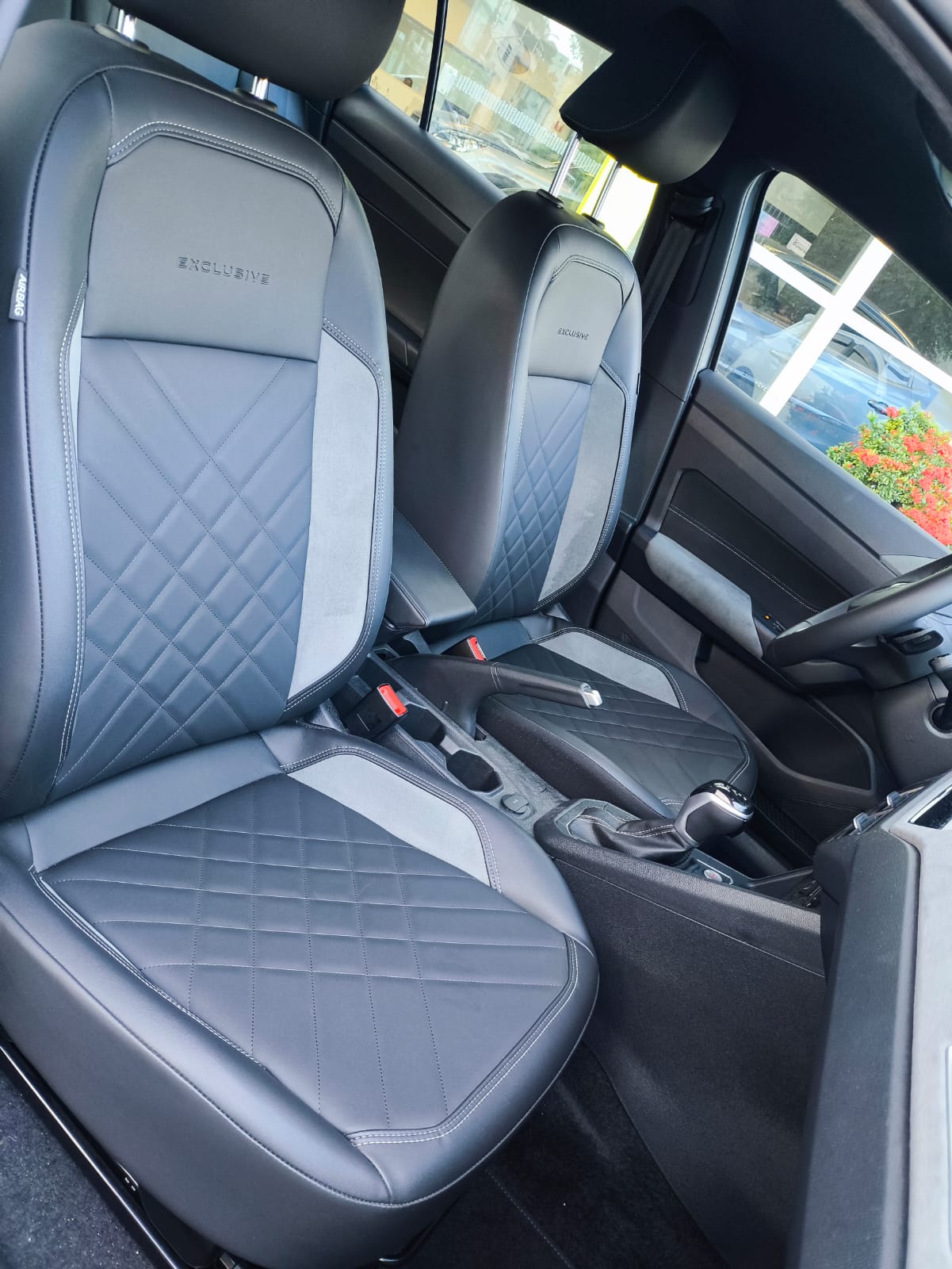 Volkswagen-VIRTUS-VIRTUS Exclusive 250TSI 1.4 Flex 16V Aut