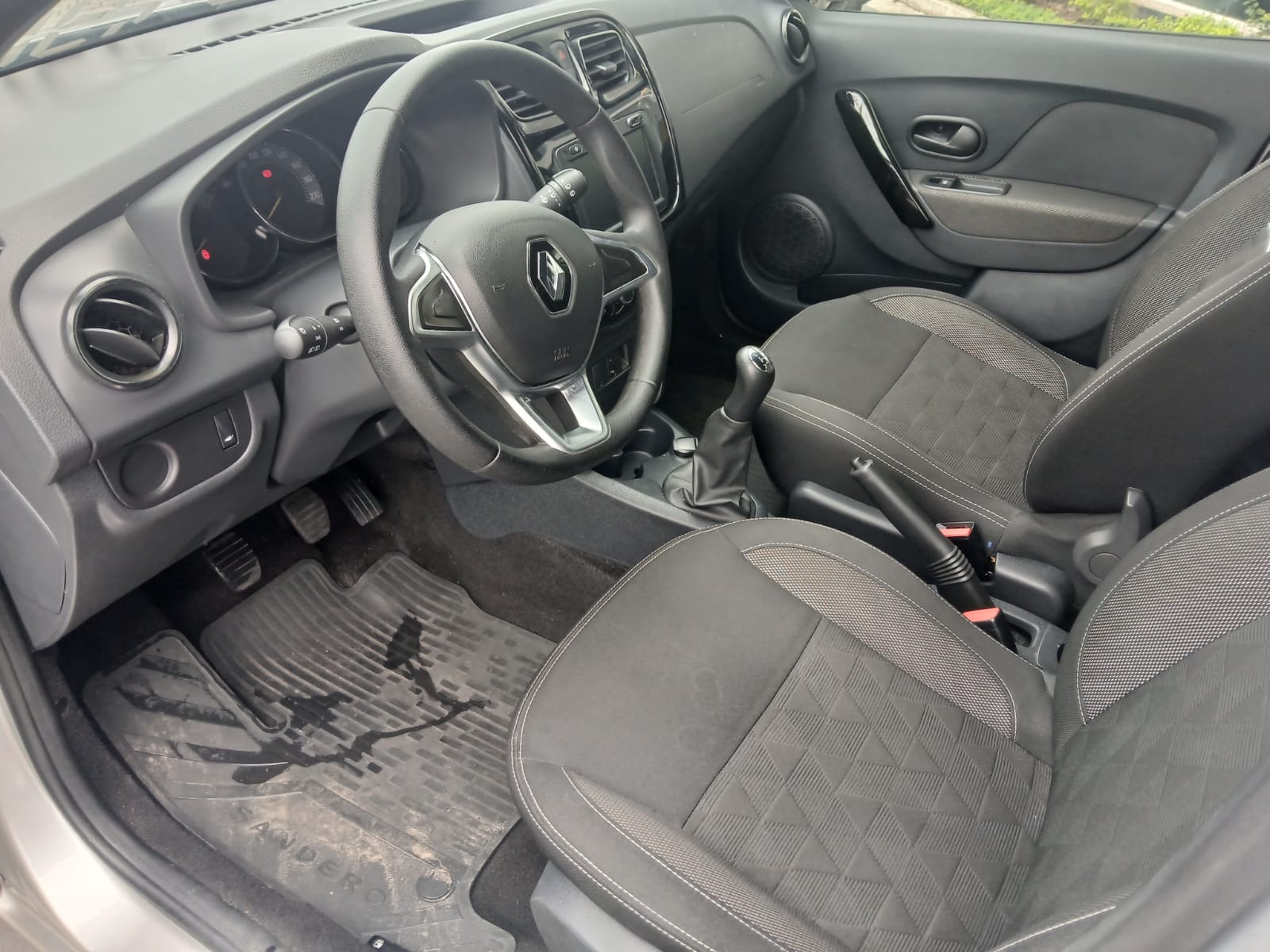 Renault-SANDERO-SANDERO S Edition Flex 1.0 12V 5p Mec.