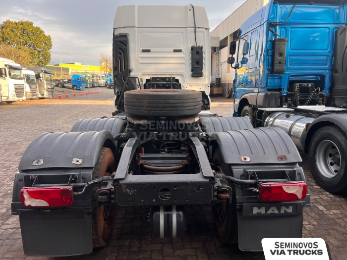 MAN-TGX-TGX 28.440 6x2 2p (diesel)(E5)