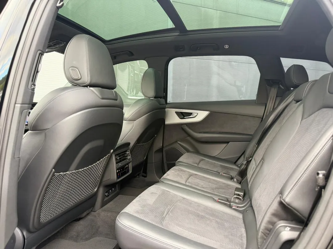 audi q7 q7 s-line 3.0 v6 tfsi qua. tip. (hib.)