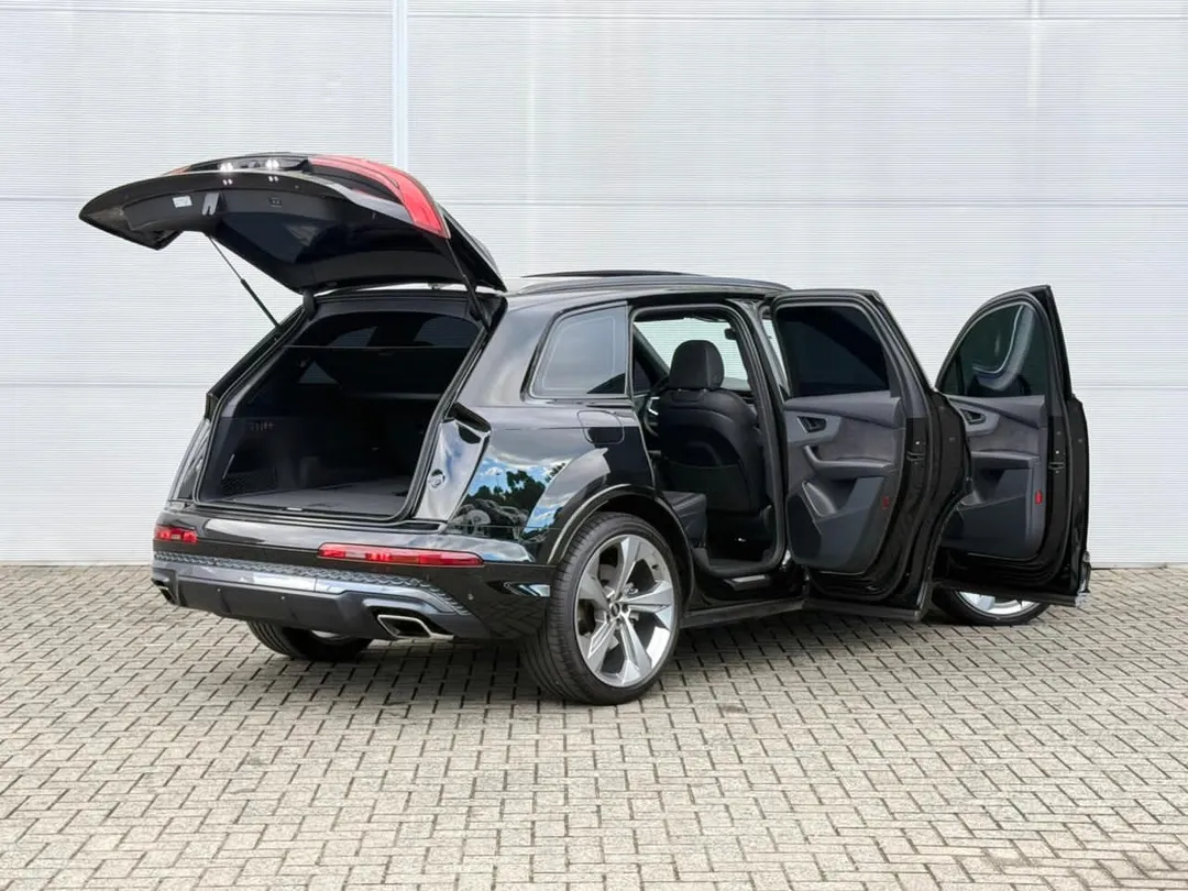 Audi-Q7-Q7 S-Line 3.0 V6 TFSI Qua. Tip. (Híb.)