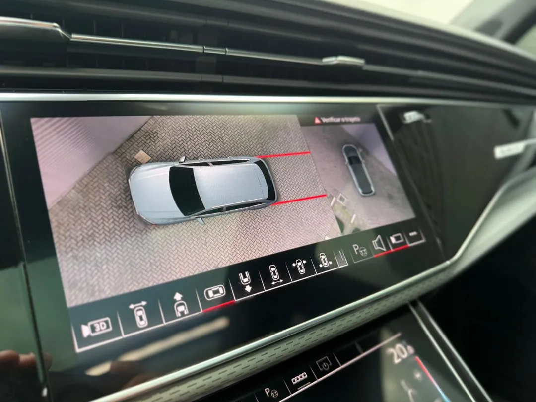 Audi-Q7-Q7 S-Line 3.0 V6 TFSI Qua. Tip. (Híb.)
