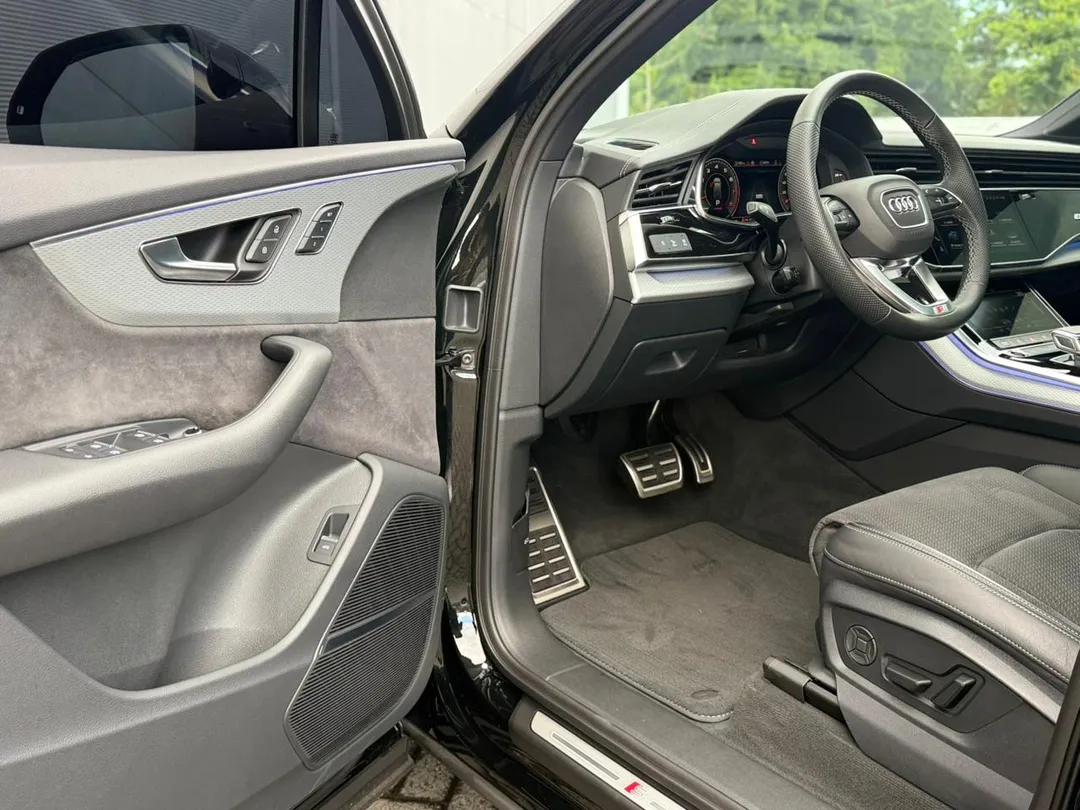 Audi-Q7-Q7 S-Line 3.0 V6 TFSI Qua. Tip. (Híb.)