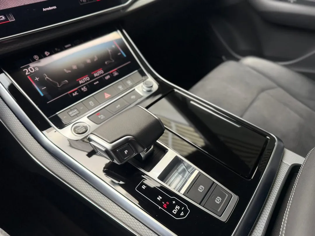 Audi-Q7-Q7 S-Line 3.0 V6 TFSI Qua. Tip. (Híb.)
