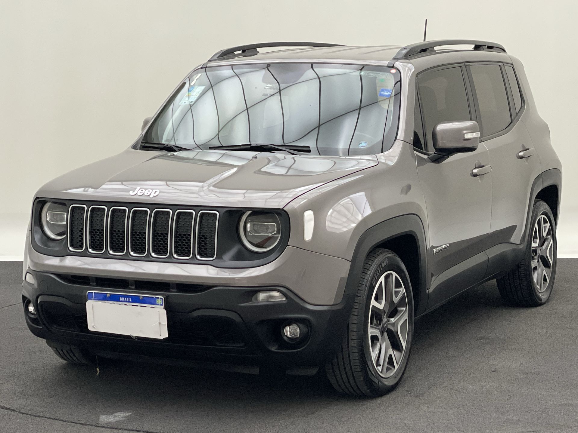 Renegade Longitude 1.8 4x2 Flex 16V Aut.