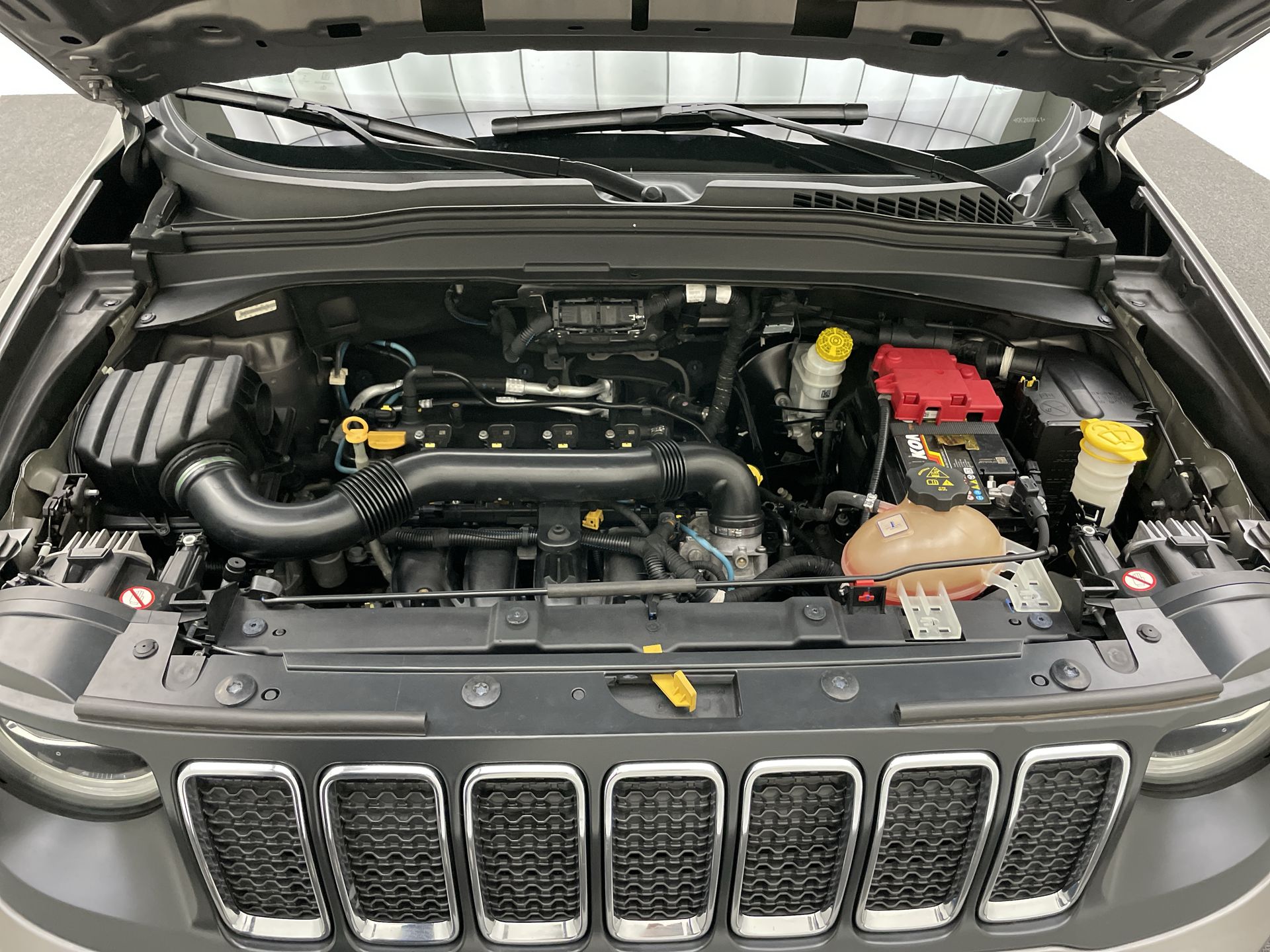Jeep-RENEGADE-Renegade Longitude 1.8 4x2 Flex 16V Aut.