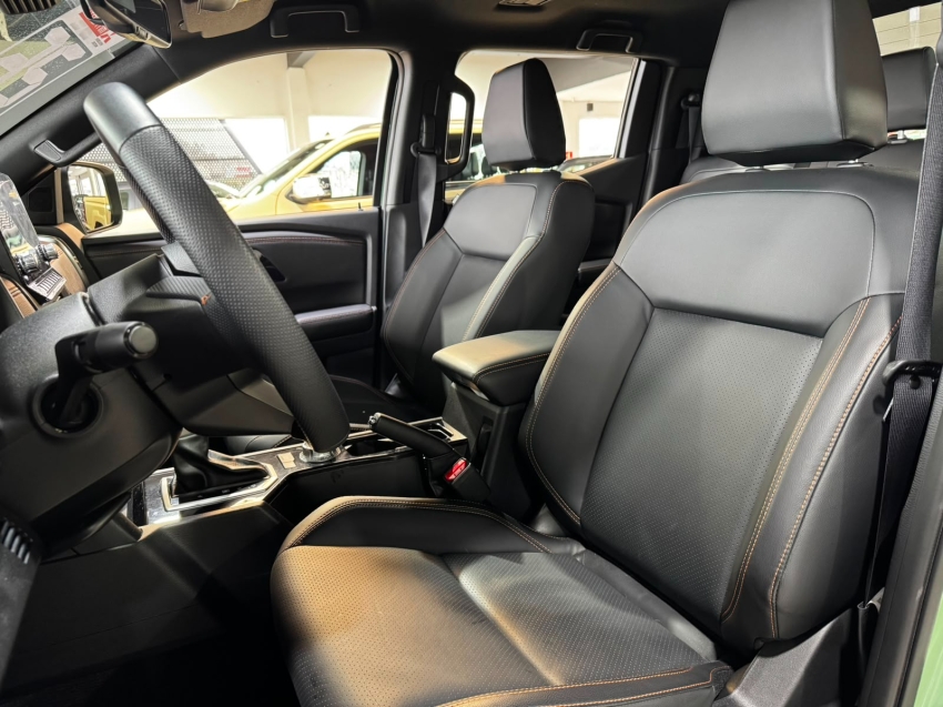 Mitsubishi-TRITON-2.4 BITURBO DIESEL CD SAVANA 4X4 AUTOMÁTICO