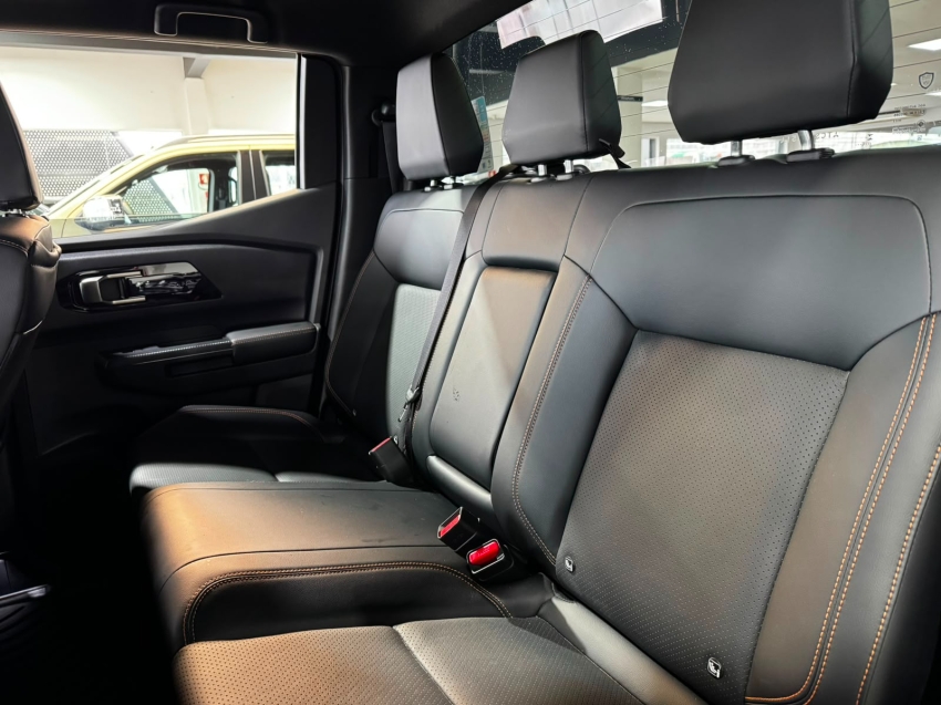 Mitsubishi-TRITON-2.4 BITURBO DIESEL CD SAVANA 4X4 AUTOMÁTICO