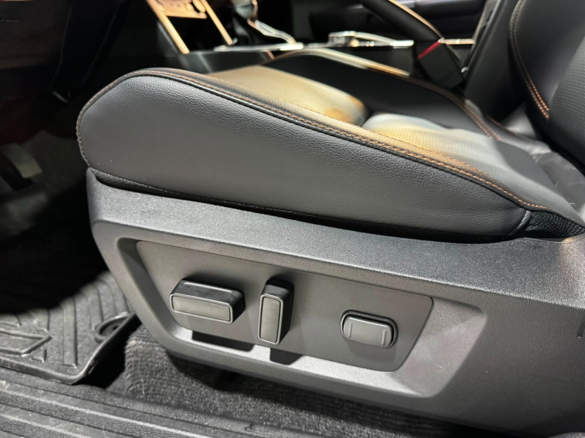 Mitsubishi-TRITON-2.4 BITURBO DIESEL CD SAVANA 4X4 AUTOMÁTICO