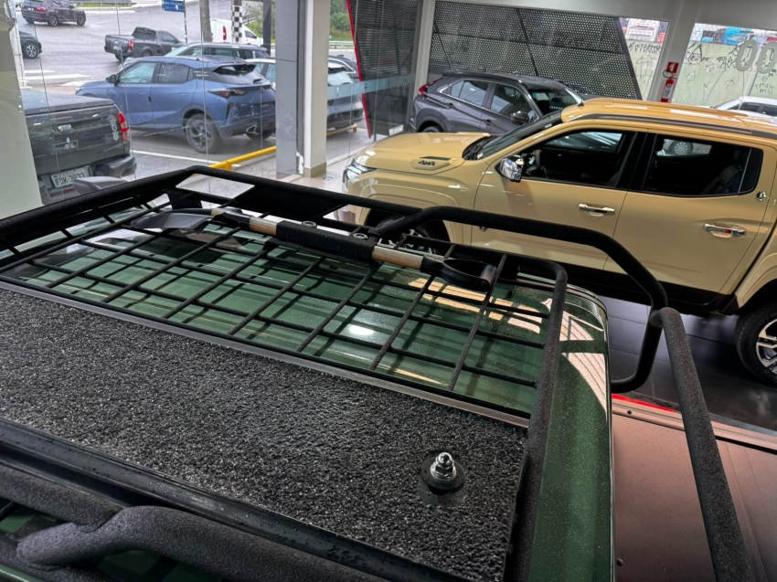 Mitsubishi-TRITON-2.4 BITURBO DIESEL CD SAVANA 4X4 AUTOMÁTICO