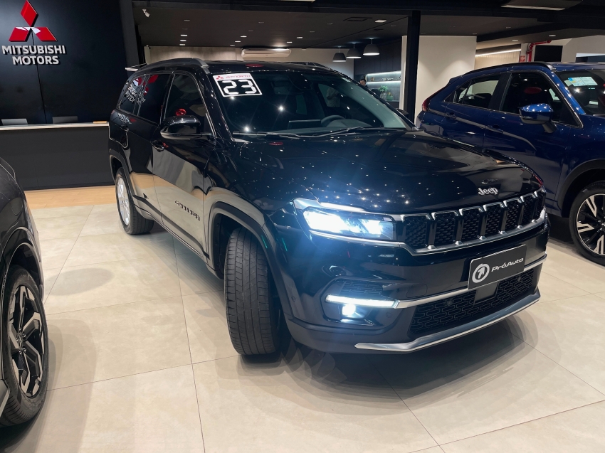 Jeep-COMMANDER-1.3 T270 TURBO FLEX LONGITUDE AT6