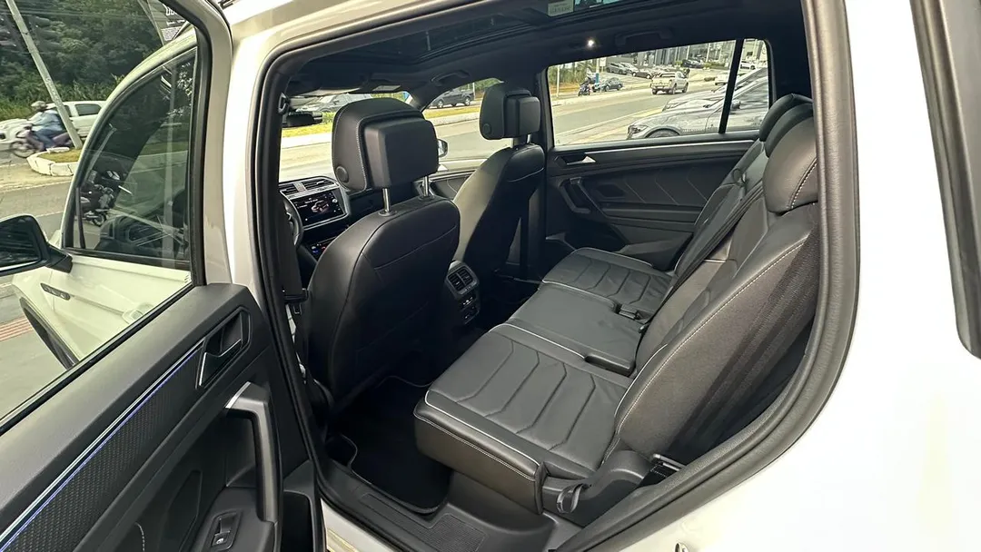 volkswagen tiguan tiguan allspac r-line 300 tsi 2.0