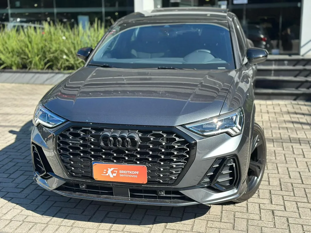 audi q3 q3 spb perf.black plus 2.0 tfsi tip.quat