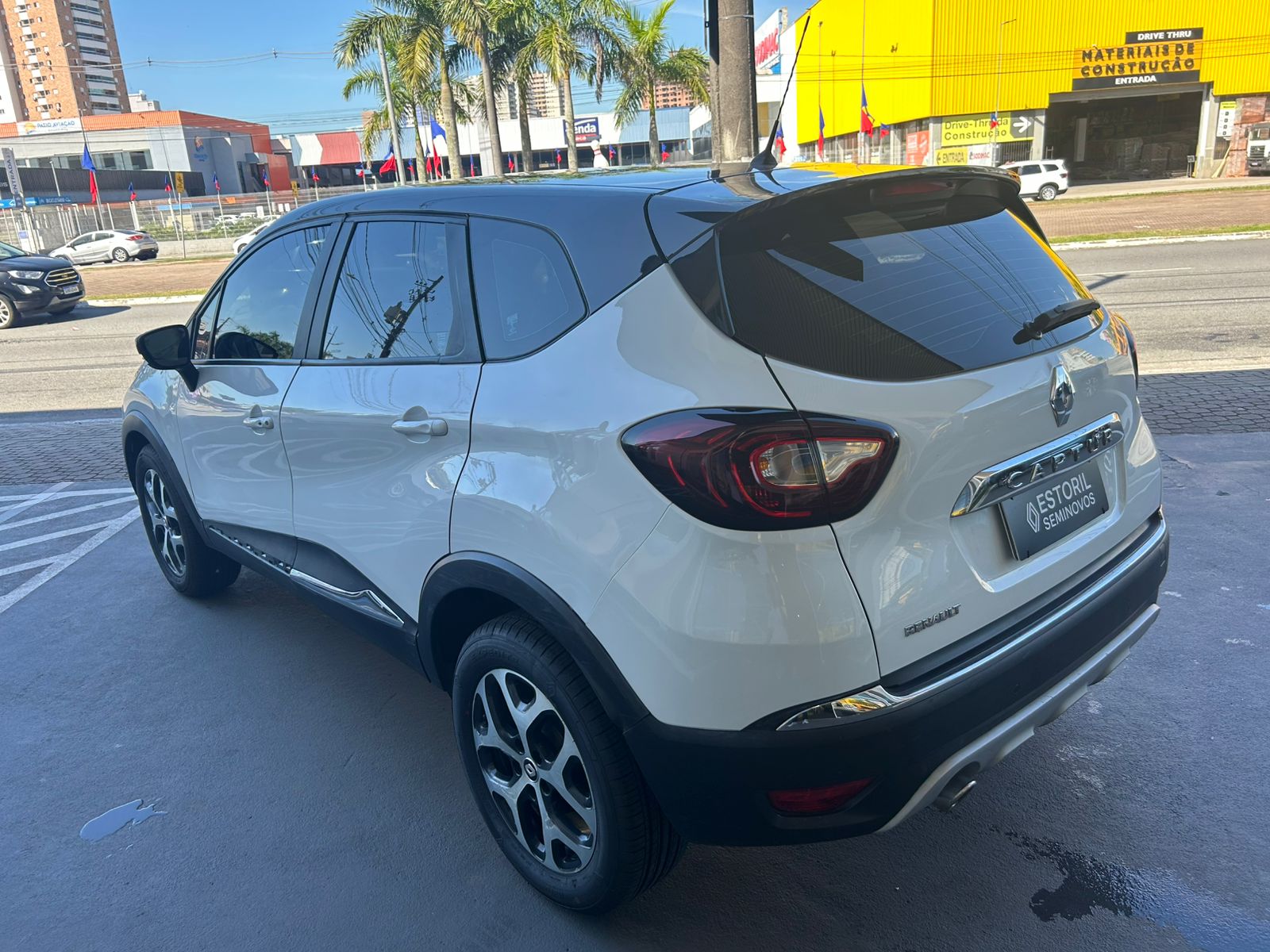 Renault-CAPTUR-CAPTUR 1.6 16V SCE FLEX INTENSE X-TRONIC