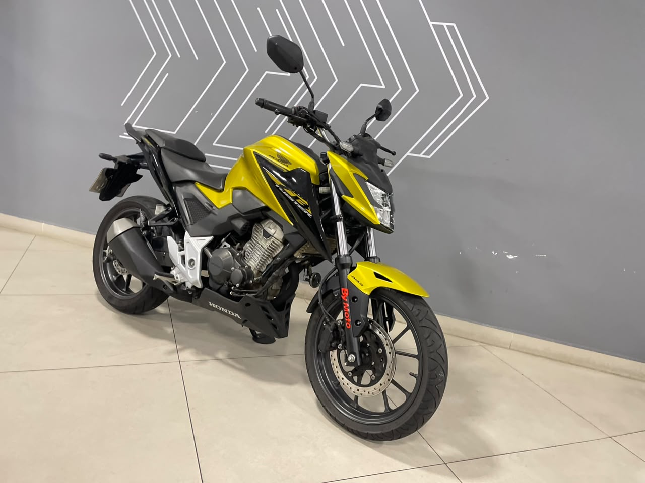 CB 300F Twister Flex