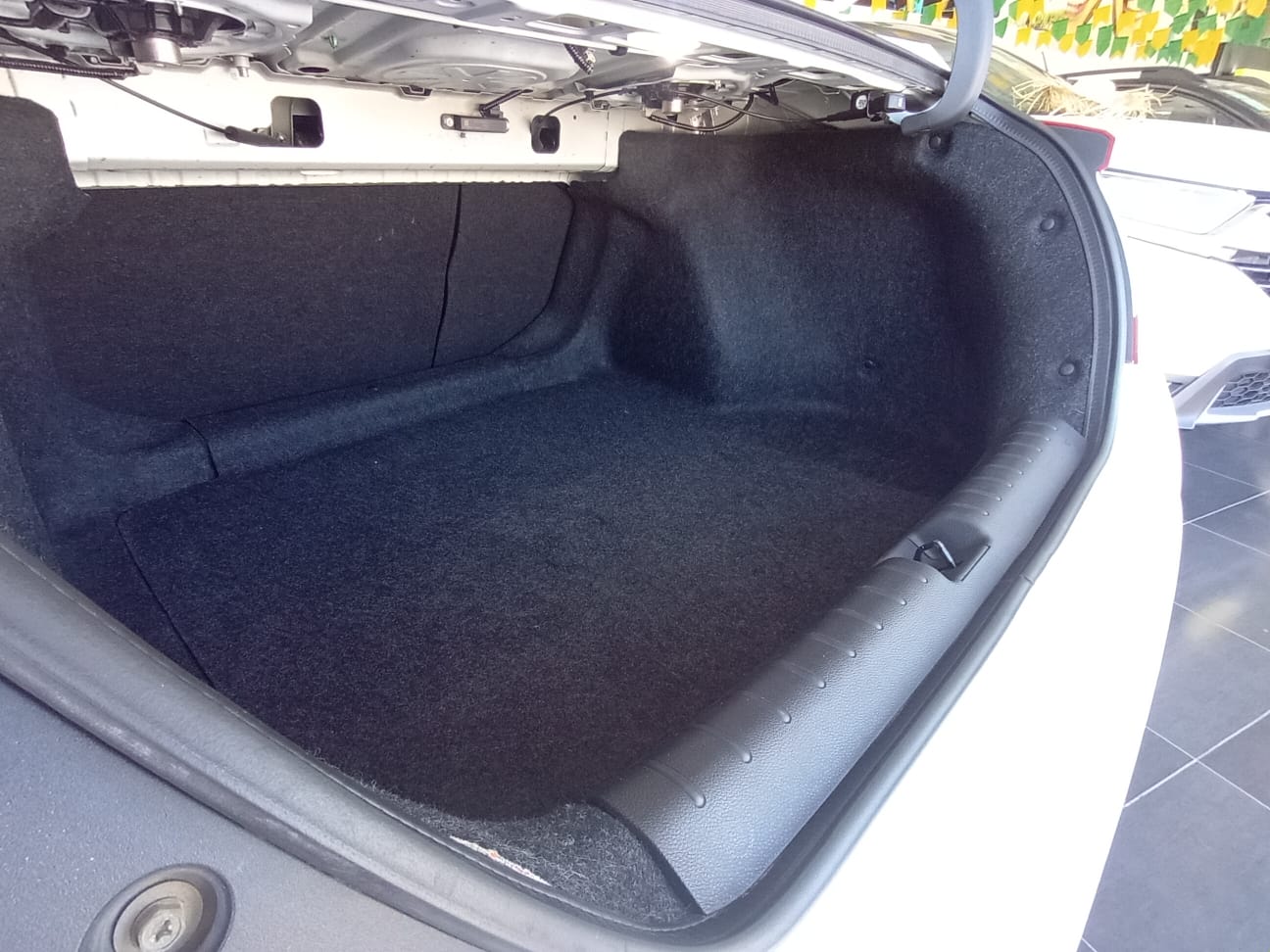 Honda-CIVIC-CIVIC TOURING CVT