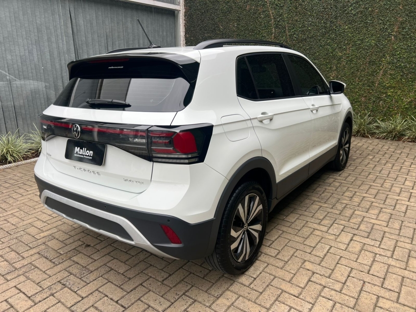 Volkswagen-T-CROSS-1.0 200 TSI TOTAL FLEX AUTOMÁTICO
