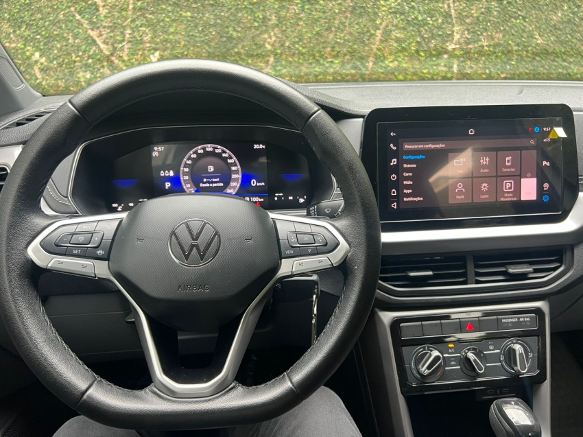 Volkswagen-T-CROSS-1.0 200 TSI TOTAL FLEX AUTOMÁTICO