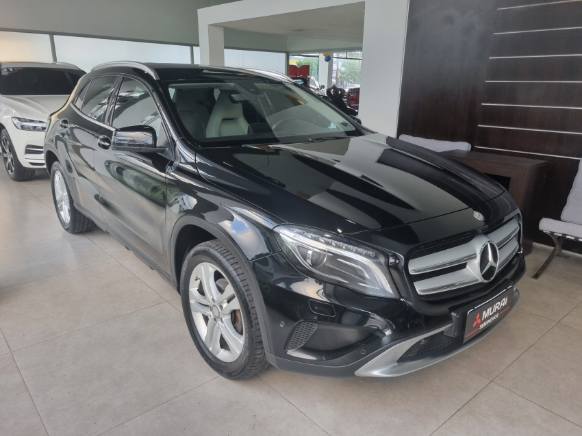 MERCEDES BENZ-GLA 200-1.6 CGI ADVANCE 16V TURBO FLEX 4P AUTOMÁTICO