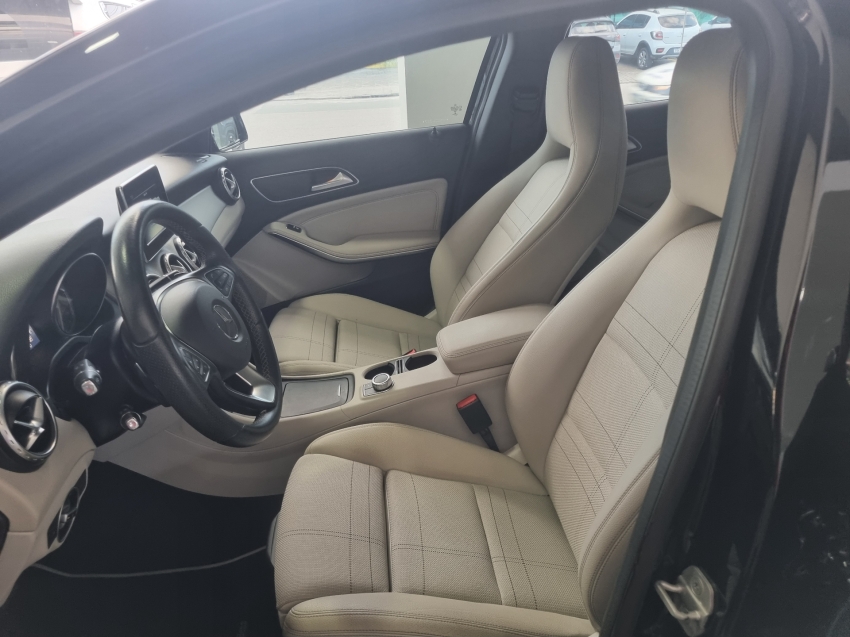MERCEDES BENZ-GLA 200-1.6 CGI ADVANCE 16V TURBO FLEX 4P AUTOMÁTICO