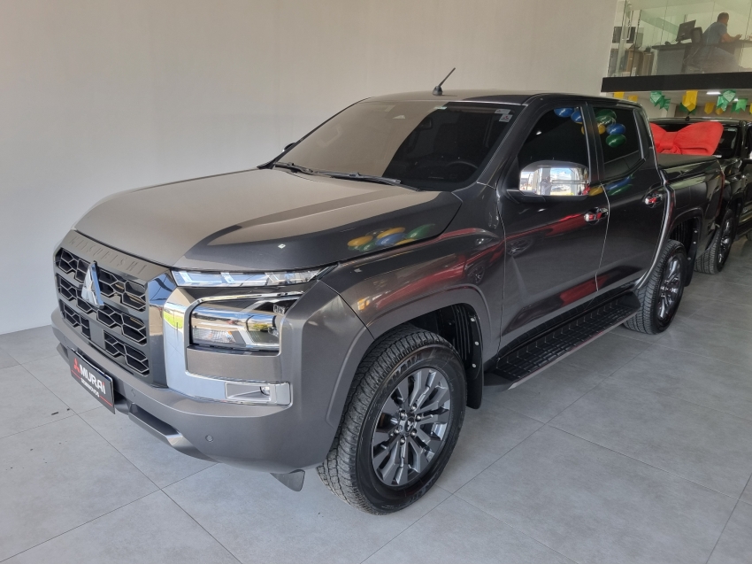 Mitsubishi-TRITON-2.4 BITURBO DIESEL CD HPE-S 4X4 AUTOMÁTICO