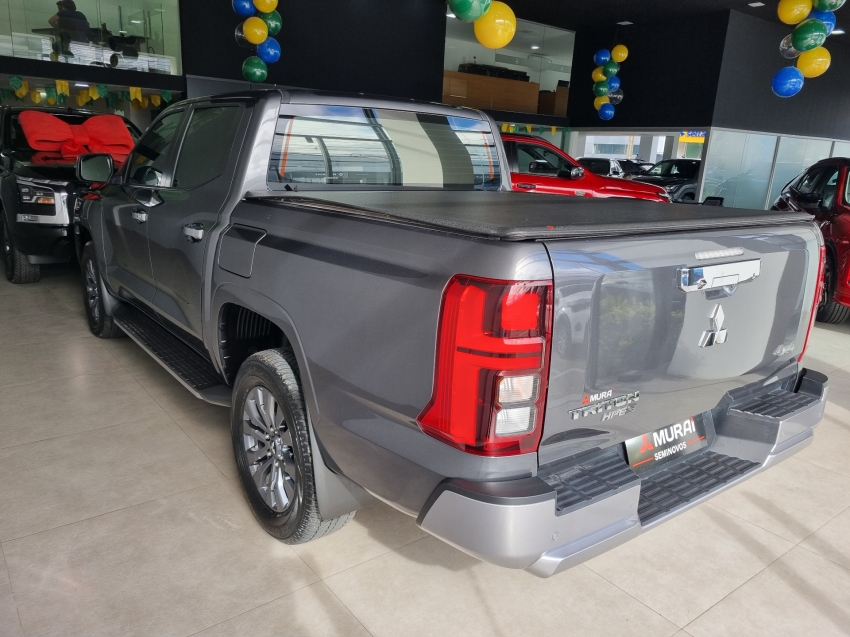 Mitsubishi-TRITON-2.4 BITURBO DIESEL CD HPE-S 4X4 AUTOMÁTICO