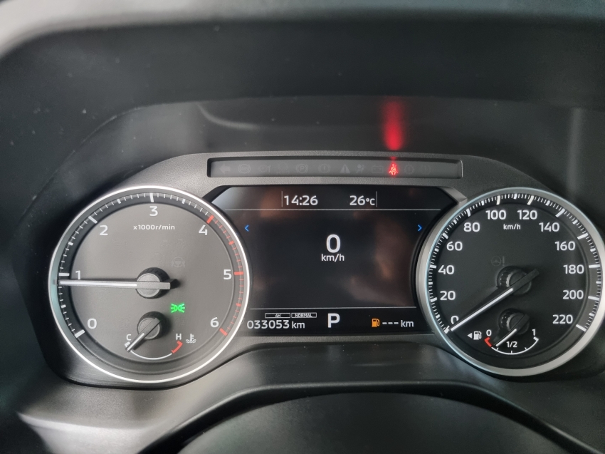 Mitsubishi-TRITON-2.4 BITURBO DIESEL CD HPE-S 4X4 AUTOMÁTICO
