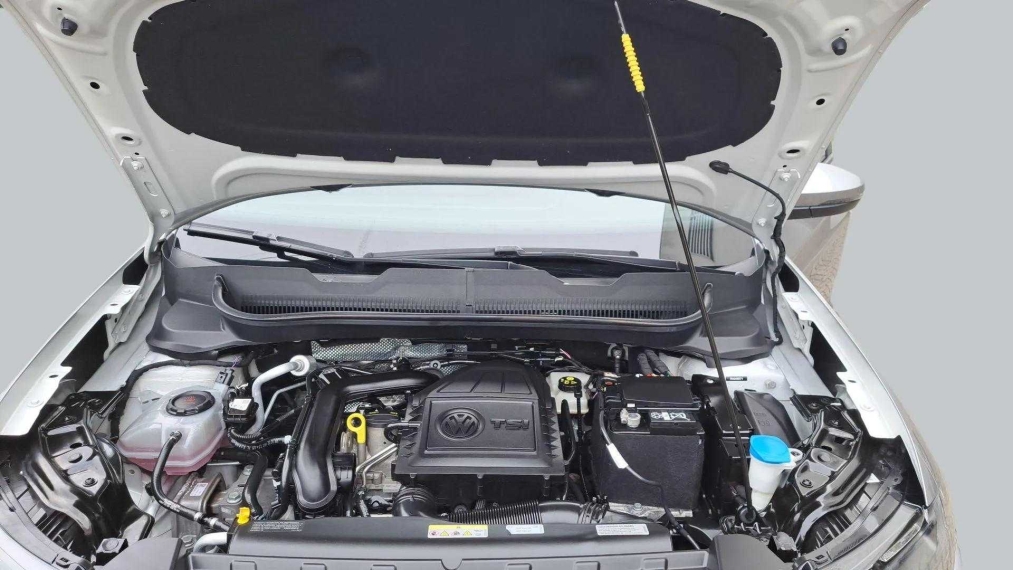 Volkswagen-T-CROSS-1.0 200 TSI TOTAL FLEX COMFORTLINE AUTOMÁTICO
