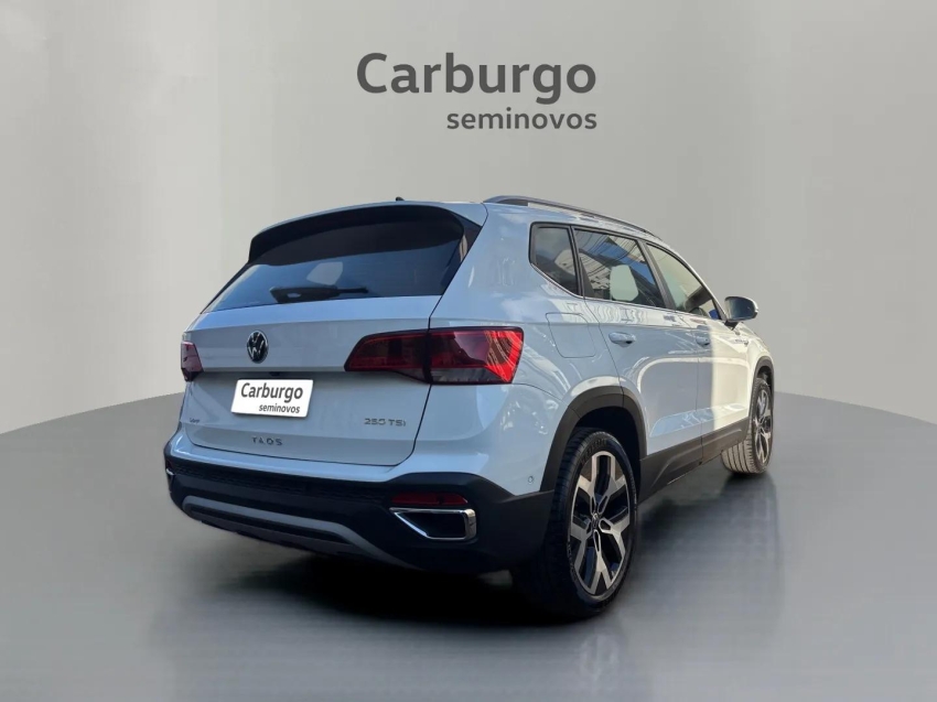 Volkswagen-TAOS-1.4 250 TSI TOTAL FLEX HIGHLINE AUTOMÁTICO