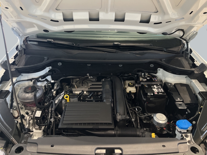 Volkswagen-TAOS-1.4 250 TSI TOTAL FLEX COMFORTLINE AUTOMÁTICO