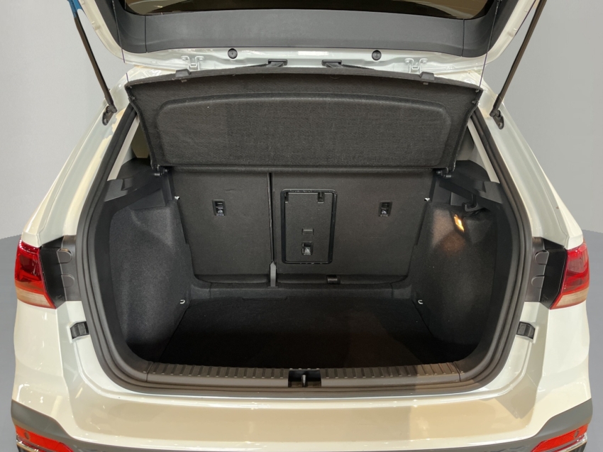 Volkswagen-TAOS-1.4 250 TSI TOTAL FLEX COMFORTLINE AUTOMÁTICO