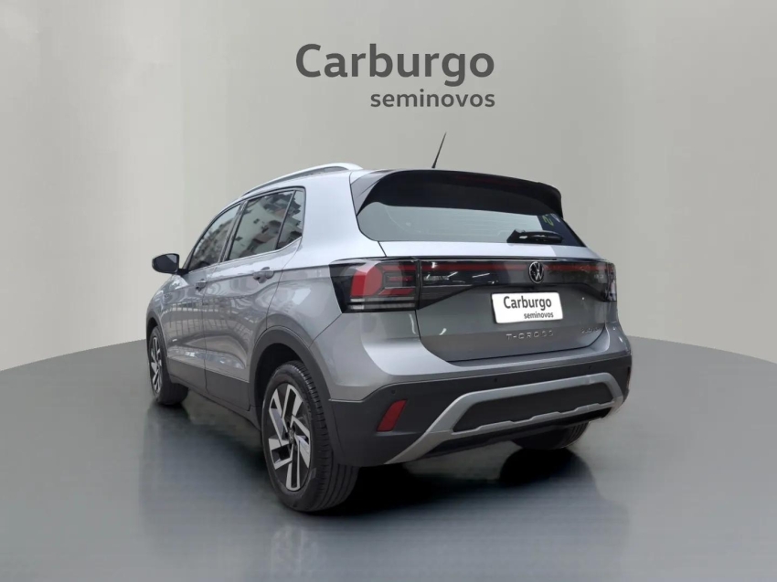 Volkswagen-T-CROSS-1.4 250 TSI TOTAL FLEX HIGHLINE AUTOMÁTICO