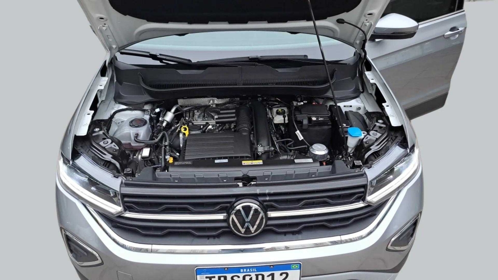 Volkswagen-T-CROSS-1.4 250 TSI TOTAL FLEX HIGHLINE AUTOMÁTICO