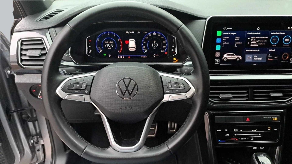 Volkswagen-T-CROSS-1.4 250 TSI TOTAL FLEX HIGHLINE AUTOMÁTICO