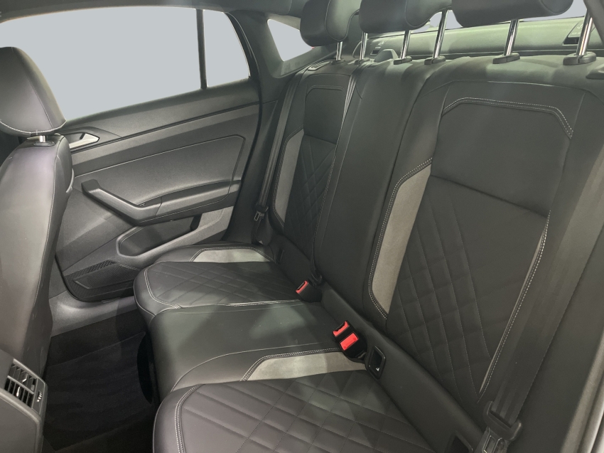 Volkswagen-VIRTUS-1.4 250 TSI EXCLUSIVE AUTOMÁTICO