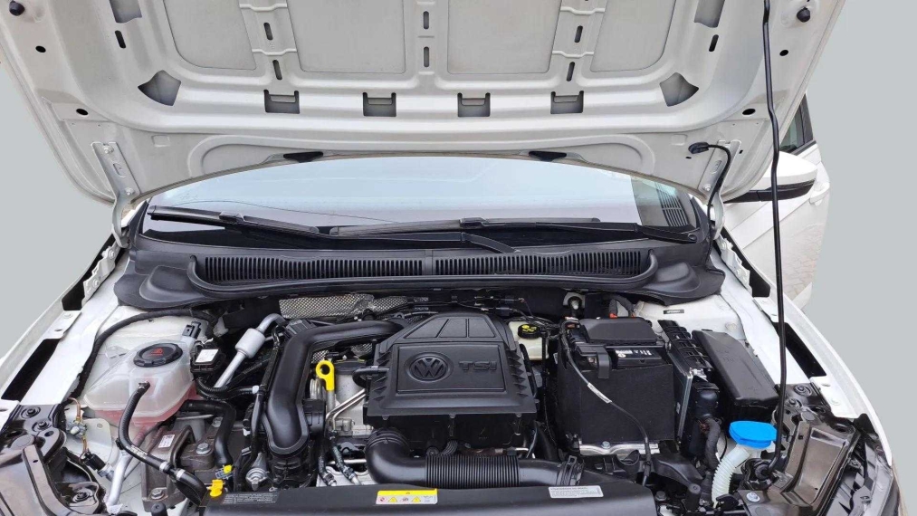 Volkswagen-VIRTUS-1.0 200 TSI HIGHLINE AUTOMÁTICO