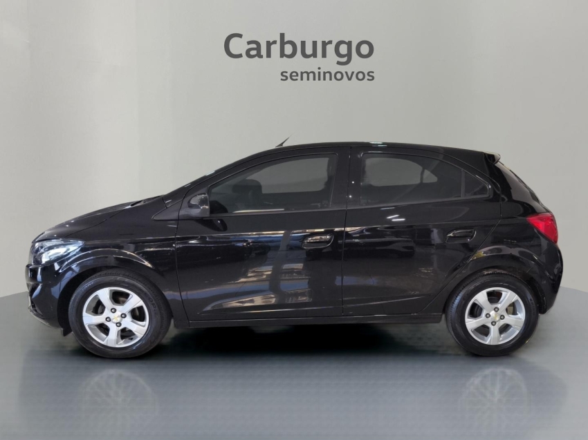 GM - Chevrolet-ONIX-1.4 MPFI LT 8V FLEX 4P MANUAL