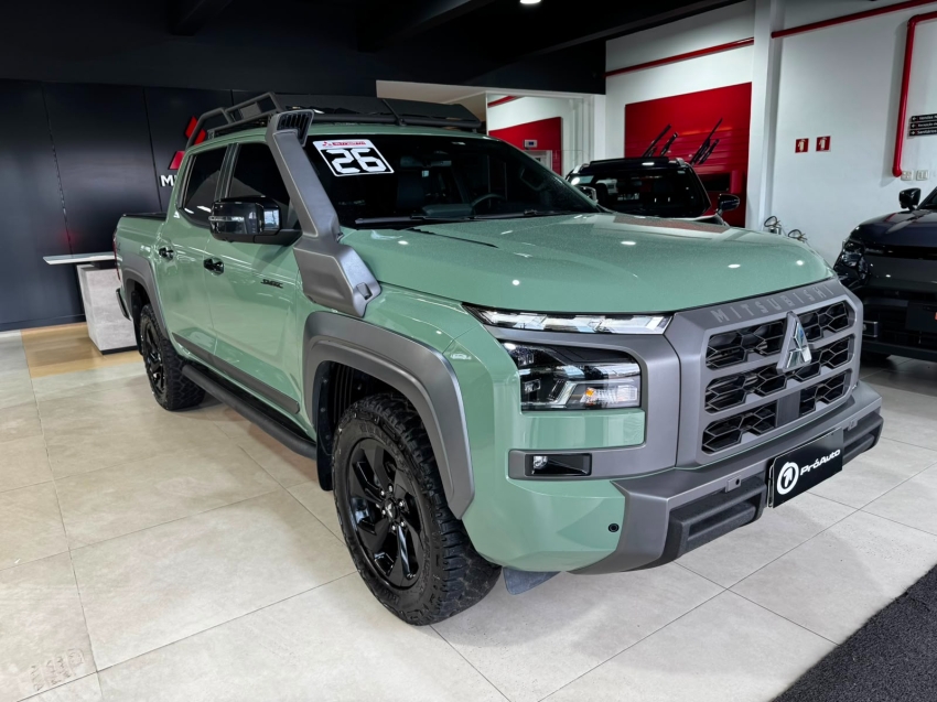Mitsubishi-TRITON-2.4 BITURBO DIESEL CD SAVANA 4X4 AUTOMÁTICO