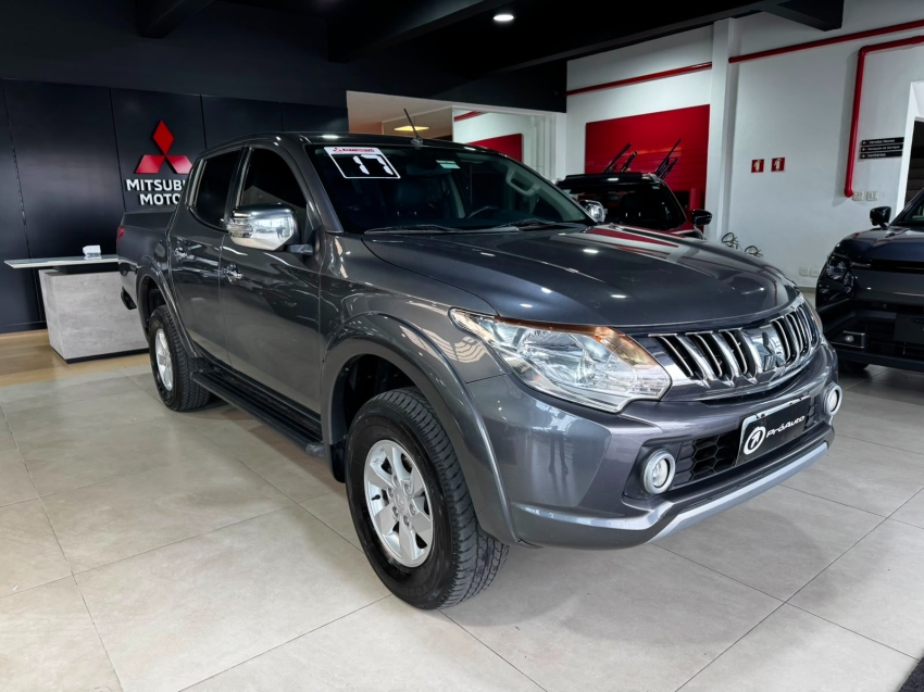 Mitsubishi-L200 TRITON-2.4 16V TURBO DIESEL SPORT HPE CD 4P 4X4 AUTOMÁTICO