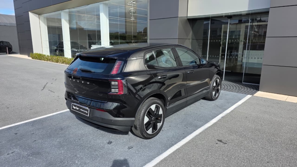Volvo-EX30-51 KW ELÉTRICO CORE