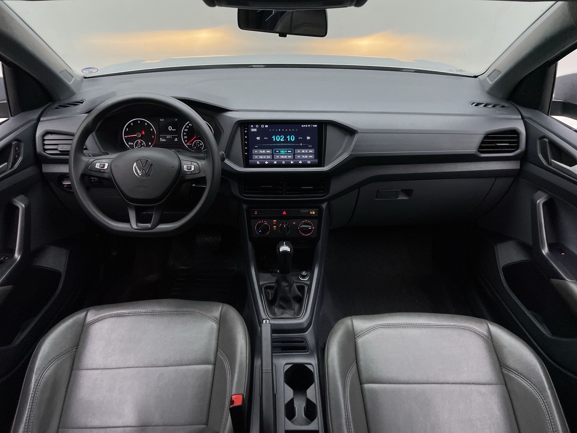 Volkswagen-T-Cross-T-Cross Sense 200 TSI 1.0 Flex 5p Aut.