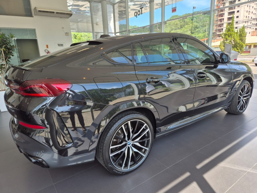 BMW-X6-3.0 TWINPOWER GASOLINA XDRIVE40I M SPORT AUTOMÁTICO