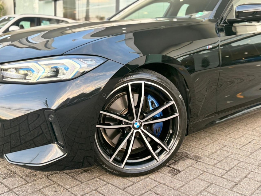 BMW-320i-2.0 16V TURBO FLEX M SPORT AUTOMÁTICO