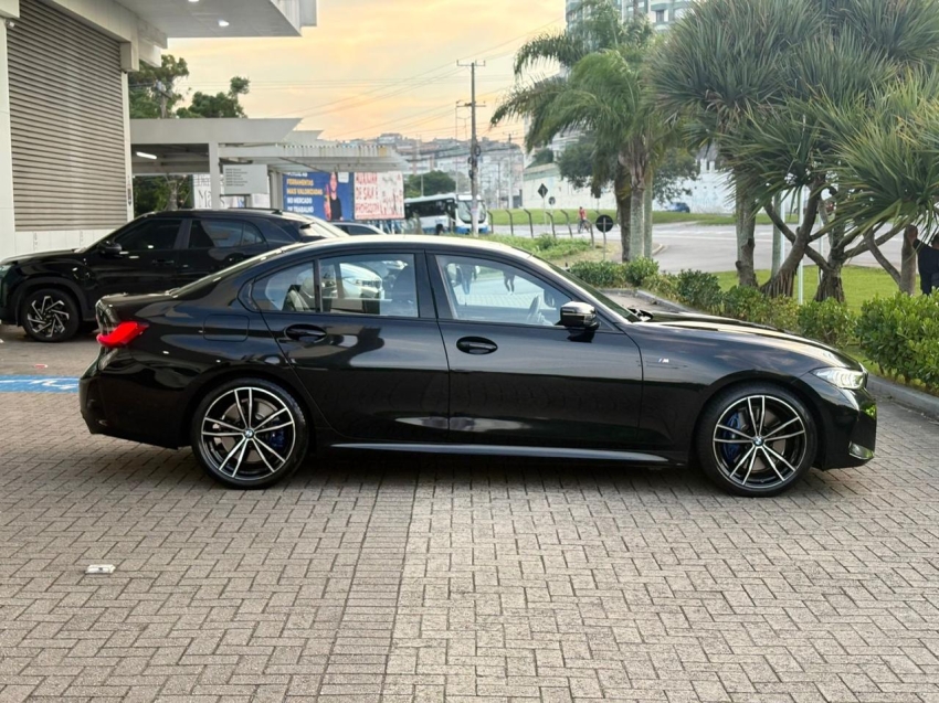BMW-320i-2.0 16V TURBO FLEX M SPORT AUTOMÁTICO