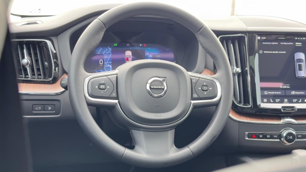 Volvo-XC60-2.0 T8 RECHARGE PLUS AWD GEARTRONIC
